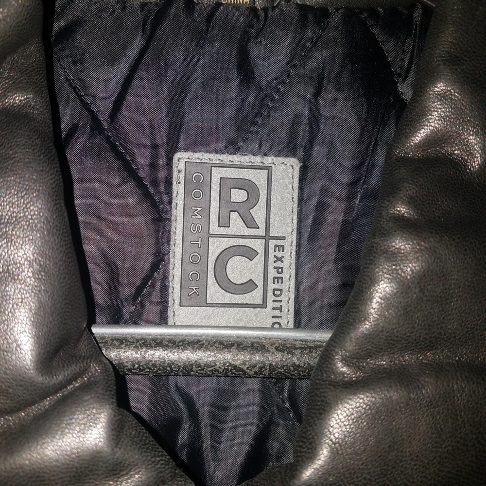 Leather jacket - Picture 3 of 3